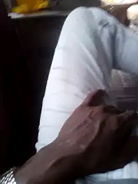 Snapshot of SAManthapathmasri chatting on 12-17-25, 09:04 SAManthapathmasri online show from 12-17-25, 09:04