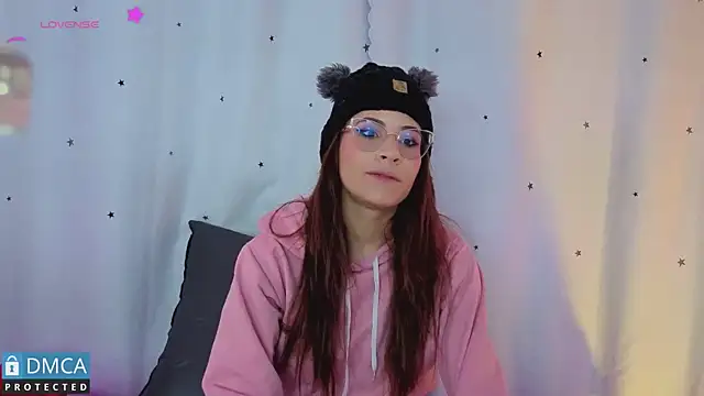 Snapshot of Jessi_Walker chatting on 06-24-26, 03:05 Jessi Walker online show from 06-24-26, 03:05