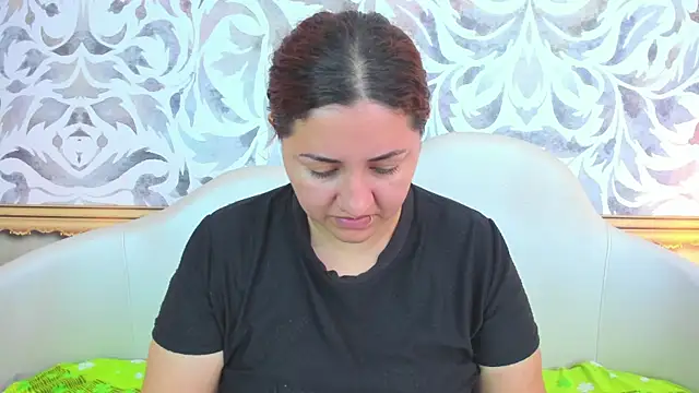 mishell lovely online show from 10-28-25, 12:30