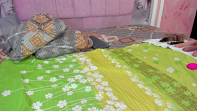 mishell lovely online show from 11-16-25, 02:11