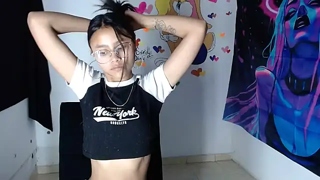 Snapshot of SofieLove_01 chatting on 09-27-25, 08:08 SofieLove 01 online show from 09-27-25, 08:08