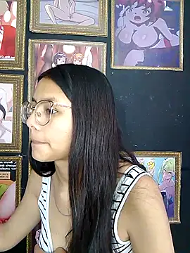 Snapshot of SofieLove_01 chatting on 10-11-25, 09:08 SofieLove 01 online show from 10-11-25, 09:08