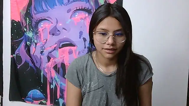 Snapshot of SofieLove_01 chatting on 12-03-25, 08:23 SofieLove 01 online show from 12-03-25, 08:23