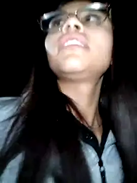 Snapshot of SofieLove_01 chatting on 12-04-25, 10:13 SofieLove 01 online show from 12-04-25, 10:13