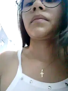 Snapshot of SofieLove_01 chatting on 01-11-26, 08:08 SofieLove 01 online show from 01-11-26, 08:08