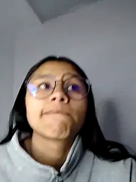 Snapshot of SofieLove_01 chatting on 02-06-26, 08:07 SofieLove 01 online show from 02-06-26, 08:07