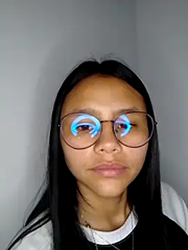 Snapshot of SofieLove_01 chatting on 02-12-26, 07:58 SofieLove 01 online show from 02-12-26, 07:58