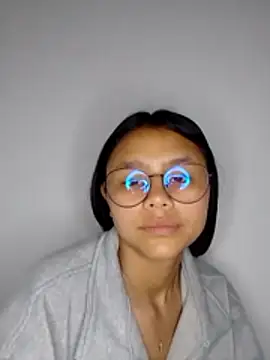 Snapshot of SofieLove_01 chatting on 02-13-26, 08:10 SofieLove 01 online show from 02-13-26, 08:10