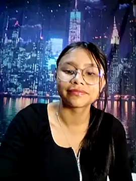 Snapshot of SofieLove_01 chatting on 03-05-26, 05:14 SofieLove 01 online show from 03-05-26, 05:14