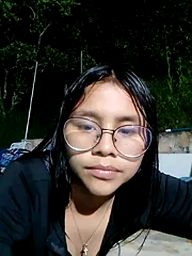 Snapshot of SofieLove_01 chatting on 03-07-26, 07:27 SofieLove 01 online show from 03-07-26, 07:27