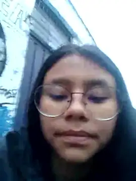 Snapshot of SofieLove_01 chatting on 03-10-26, 10:59 SofieLove 01 online show from 03-10-26, 10:59