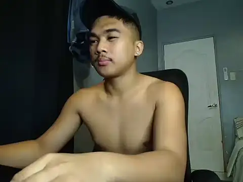 pinoyAdrianneXXX online show from 04-25-26, 03:20