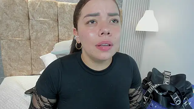 leilapons online show from 09-23-25, 04:54