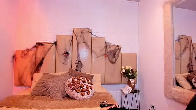 salem rose online show from 10-27-25, 07:40