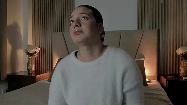 Rachell Jamess online show from 09-15-25, 03:50