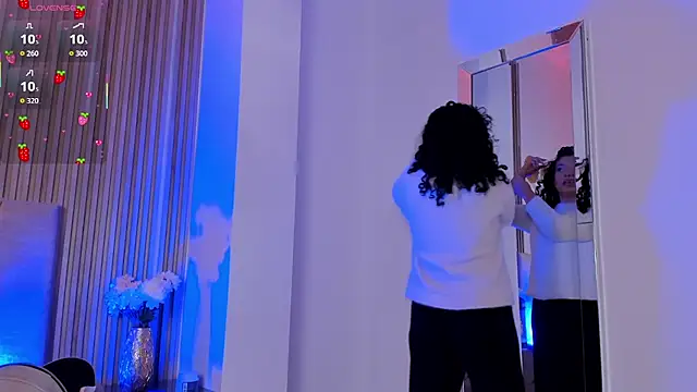 Rachell Jamess online show from 10-25-25, 03:36