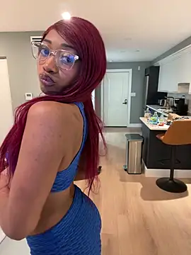 Mercedeszzz online show from 06-17-26, 08:39