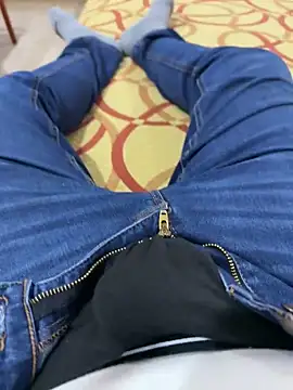 Snapshot of JaviSala chatting on 03-25-26, 06:47 JaviSala online show from 03-25-26, 06:47