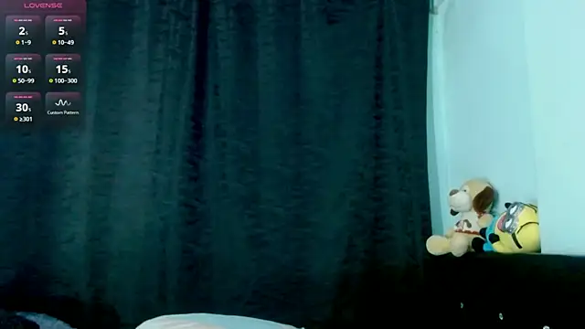 EVAH LEE  online show from 06-07-26, 03:43
