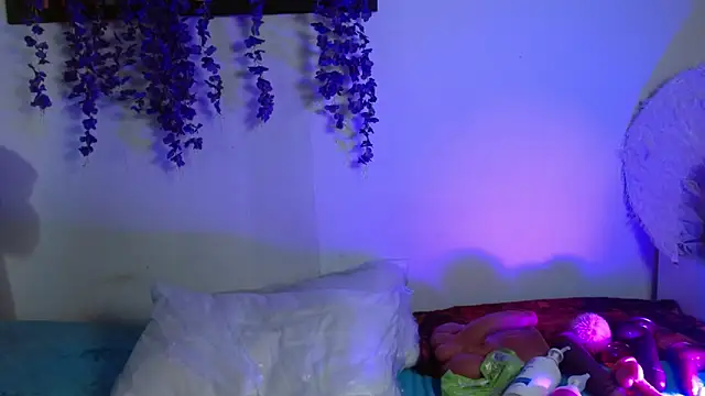 hellenngp online show from 04-26-26, 02:42