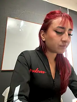 JuliethaDemon  online show from 09-25-25, 03:49