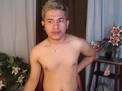 Snapshot of master_kent chatting on 01-06-26, 10:52 master kent online show from 01-06-26, 10:52