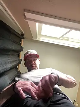 Snapshot of Bigrich112277 chatting on 02-09-26, 10:36 Bigrich112277 online show from 02-09-26, 10:36