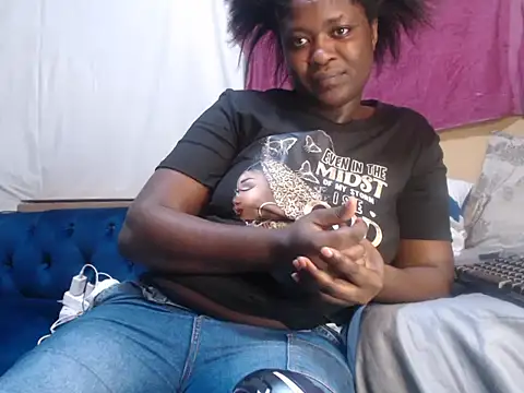 CandyMayaxx2 online show from 04-29-26, 05:06