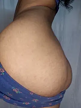 Snapshot of Diyab chatting on 10-17-25, 06:32 Diyab online show from 10-17-25, 06:32