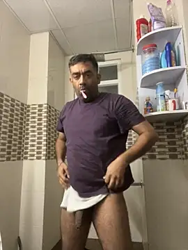 Snapshot of Jakericky5 chatting on 12-05-25, 12:52 Jakericky5 online show from 12-05-25, 12:52