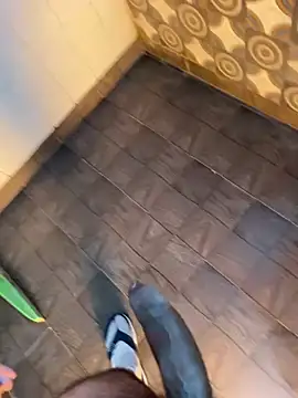 Snapshot of Jakericky5 chatting on 01-12-26, 12:21 Jakericky5 online show from 01-12-26, 12:21