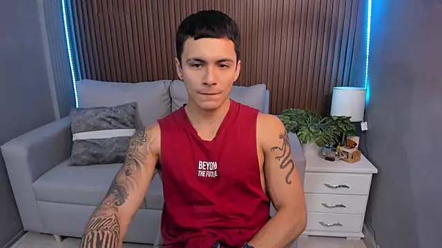 Leo santoro online show from 09-18-25, 01:46