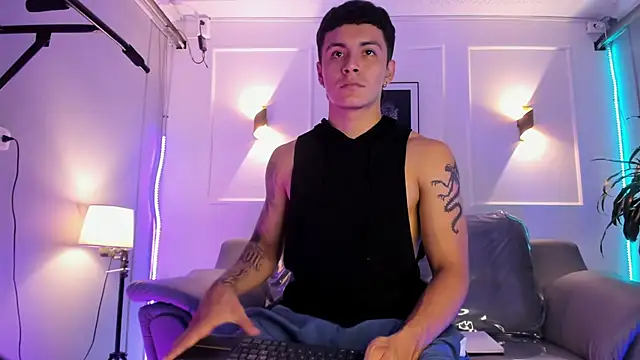 Leo santoro online show from 04-27-26, 01:09