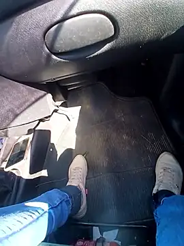 cicinha3657 online show from 04-27-26, 04:49