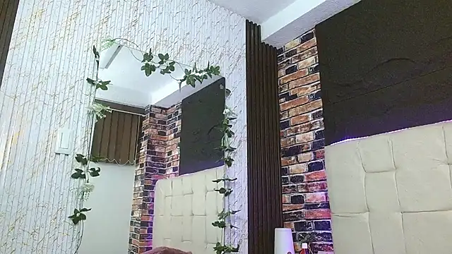 Snapshot of malenahot303av chatting on 10-02-25, 03:57 malenahot303av online show from 10-02-25, 03:57