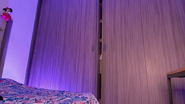 Snapshot of dreamsussi chatting on 01-09-26, 01:41 dreamsussi online show from 01-09-26, 01:41