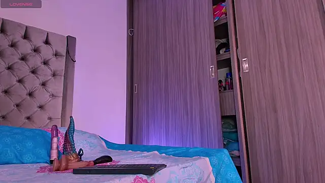 dreamsussi online show from 04-16-26, 09:39