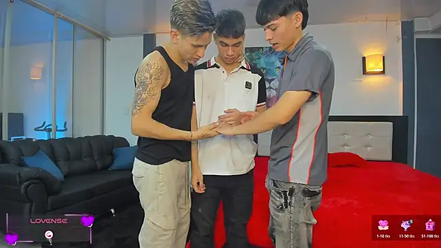 Bisexlifehot   online show from 02-06-26, 11:08