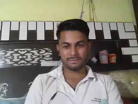 Snapshot of ursdreamperson chatting on 10-18-25, 08:15 ursdreamperson online show from 10-18-25, 08:15