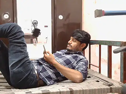 krishjaat43 online show from 10-30-25, 04:08