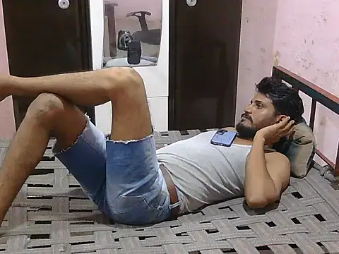 krishjaat43 online show from 06-12-26, 05:34