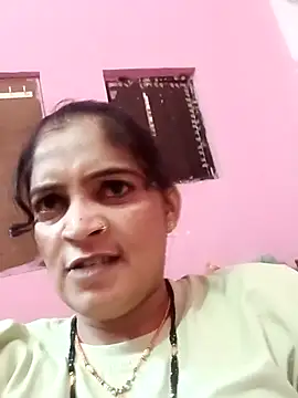 Snapshot of Chhaya_hot chatting on 09-10-25, 09:42 Chhaya hot online show from 09-10-25, 09:42