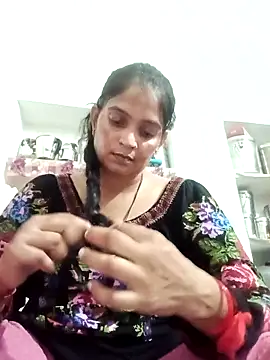 Chhaya hot online show from 09-15-25, 07:25