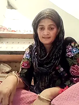 Snapshot of Chhaya_hot chatting on 09-29-25, 03:17 Chhaya hot online show from 09-29-25, 03:17