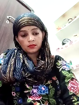 Snapshot of Chhaya_hot chatting on 10-05-25, 11:41 Chhaya hot online show from 10-05-25, 11:41