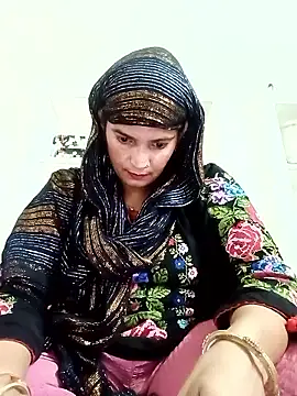 Snapshot of Chhaya_hot chatting on 10-07-25, 02:31 Chhaya hot online show from 10-07-25, 02:31