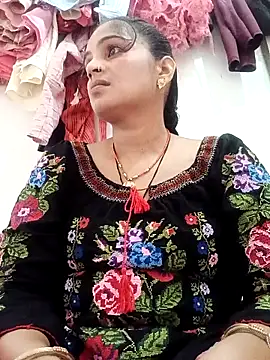 Snapshot of Chhaya_hot chatting on 10-08-25, 03:04 Chhaya hot online show from 10-08-25, 03:04