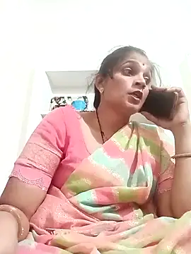 Snapshot of Chhaya_hot chatting on 10-08-25, 03:53 Chhaya hot online show from 10-08-25, 03:53
