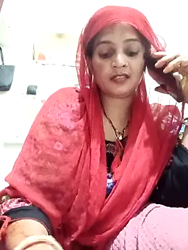 Snapshot of Chhaya_hot chatting on 10-11-25, 12:47 Chhaya hot online show from 10-11-25, 12:47