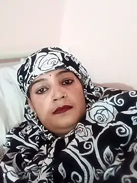 Snapshot of Chhaya_hot chatting on 10-15-25, 08:14 Chhaya hot online show from 10-15-25, 08:14